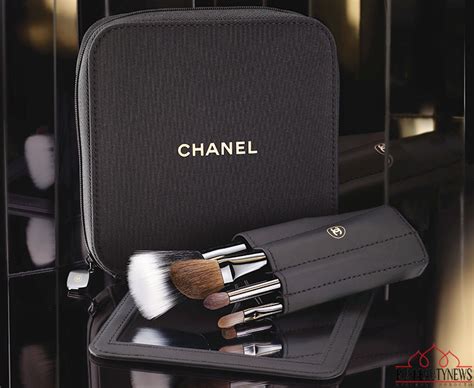 les mini de chanel brush set|Chanel blush brushes.